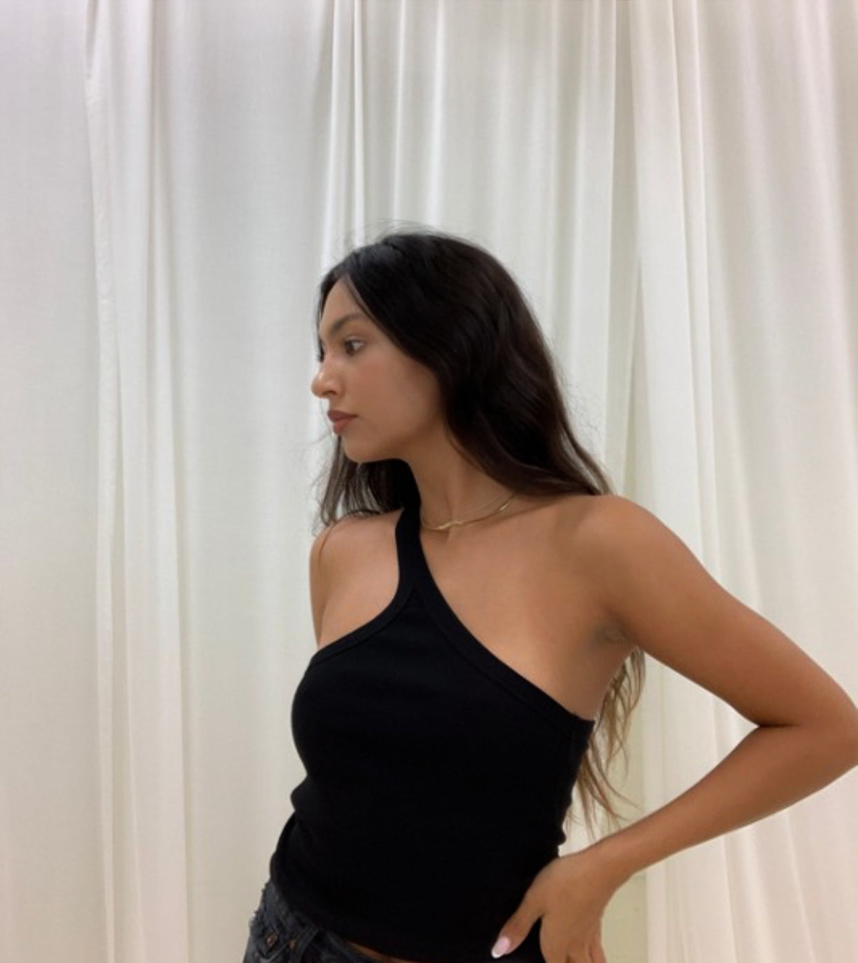 SINGLE STRAP TOP