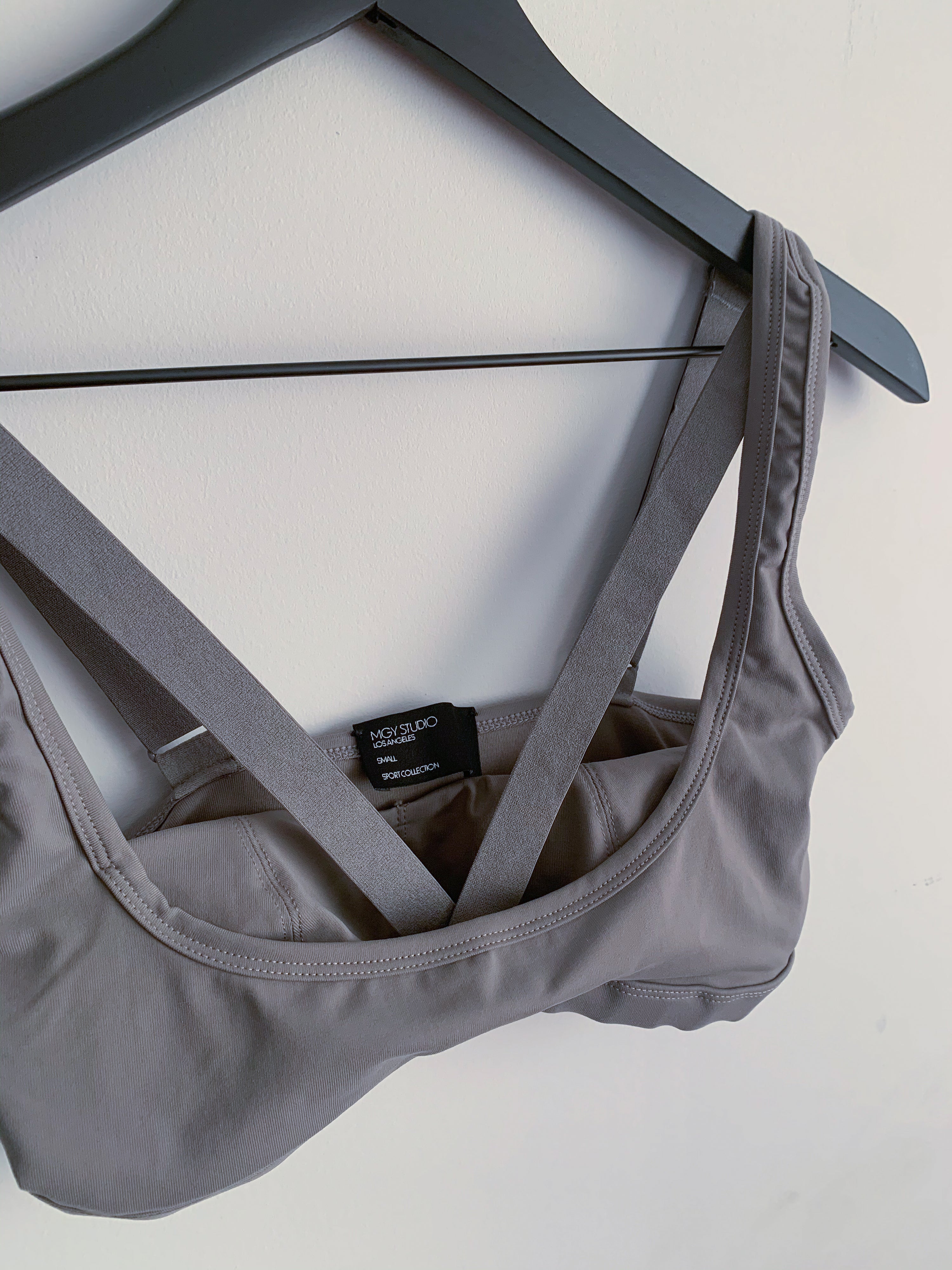 STRAPPY SPORTS BRA