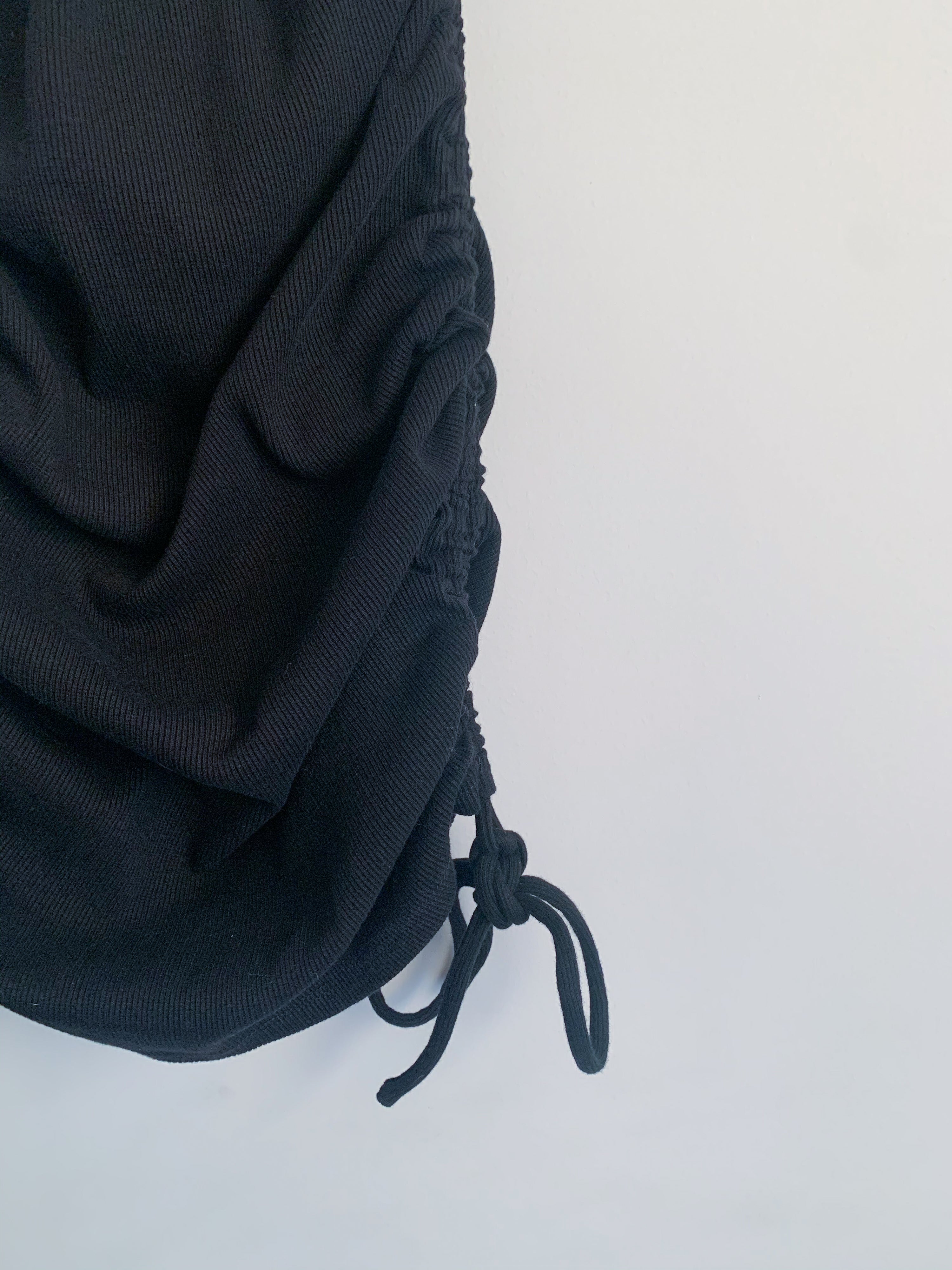 SLEEVELESS RIB KNIT DRESS