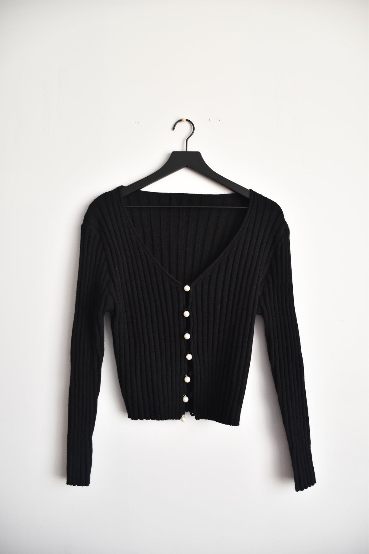 PEARL BUTTON CARDIGAN