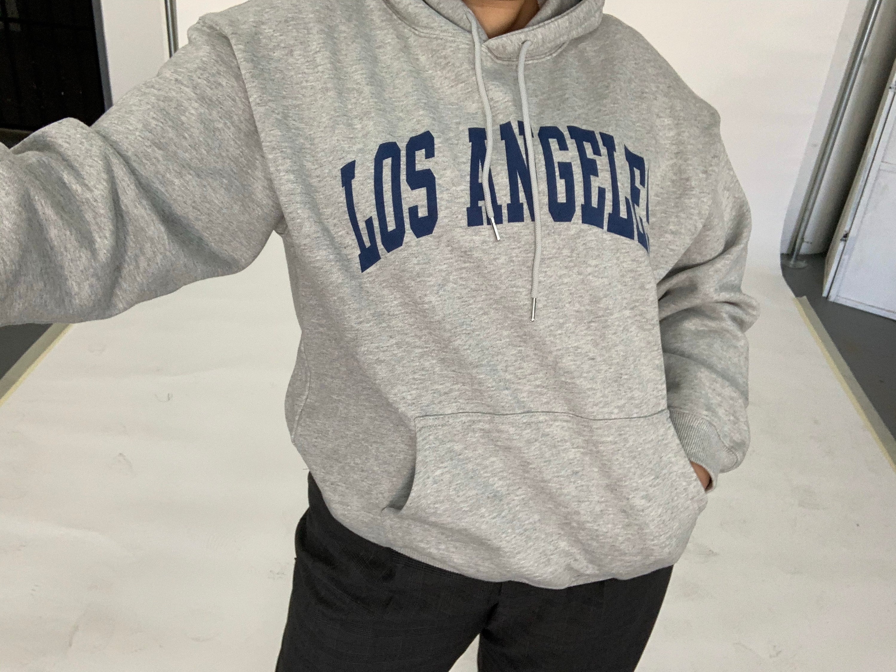 LA SIGNATURE HOODIE
